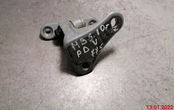 Mercedes-Benz S W221 Front door upper hinge