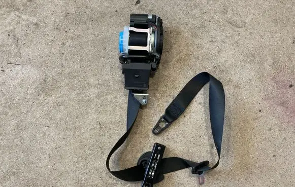 Mercedes-Benz GLE W167 Front seatbelt A1678603402