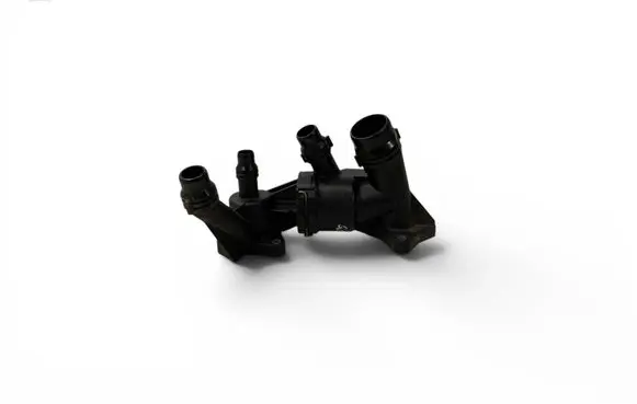 BMW X3 G01 Thermostat housing 8576289