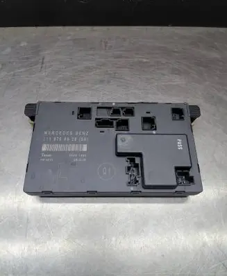 Mercedes-Benz E W211 Door control unit/module 2118706926