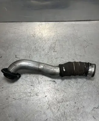 BMW 3 E90 E91 Intercooler hose/pipe 11884410