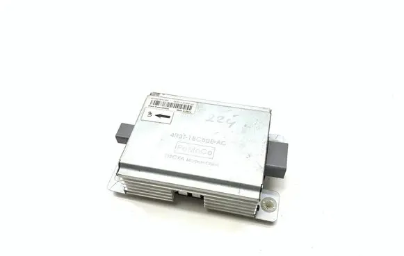 Ford Mustang V Sound amplifier 4R3T18C808AC