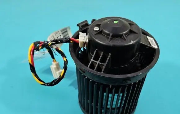 Heater fan/blower