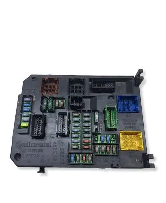 Peugeot 508 Fuse module 9664992380 BSIQ0500 S180121005G