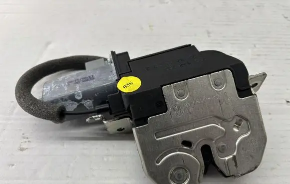 Porsche Cayenne (92A) Tailgate/trunk/boot lift motor 7P5927505