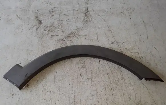Front arch trim