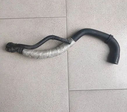Volkswagen PASSAT B6 Coolant pipe/hose 3C0122157FH