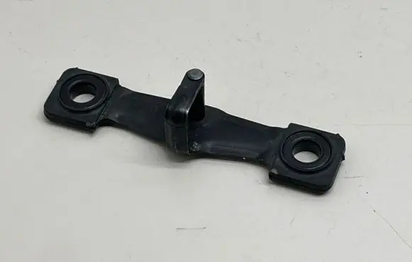 Volkswagen Touran III Trunk lock loop 8V0827507D