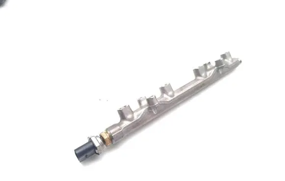 Volkswagen T-Roc Fuel main line pipe 05E133320B 04C906054C