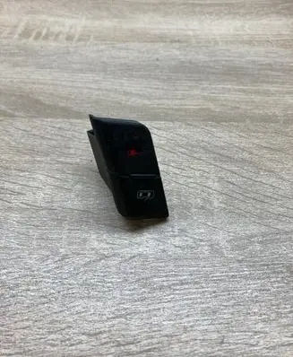 Audi A4 S4 B7 8E 8H Central locking switch button 8E2962108