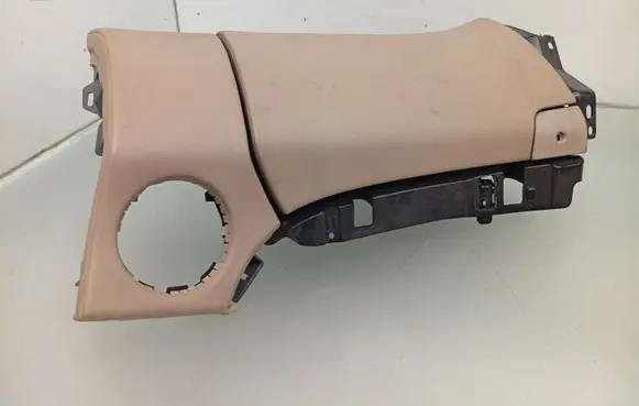 Mercedes-Benz CLS C219 Glove box set E048831021