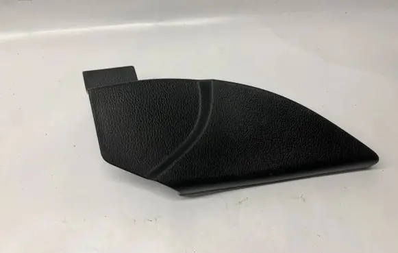Dodge RAM 1500 DS Front door card panel trim 1HA42TRMAA