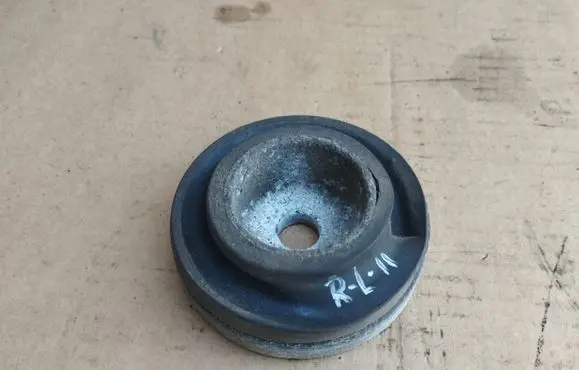 Peugeot 508 Rear coil spring rubber mount 9651966980