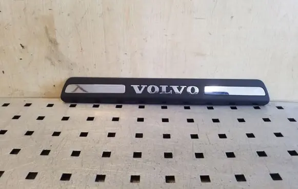Rear sill trim cover