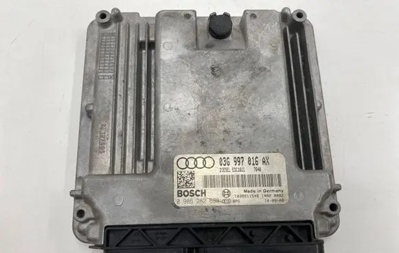 Audi A3 S3 8P Engine control unit/module 03G997016AX 0986282698