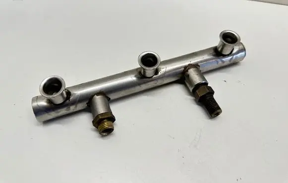Audi A6 S6 C6 4F Fuel main line pipe 06E130090C 0175 70308120
