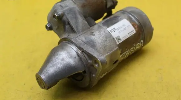 Opel Zafira A Starter motor
