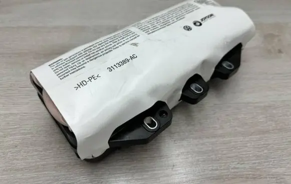 Volkswagen ID.4 Passenger airbag