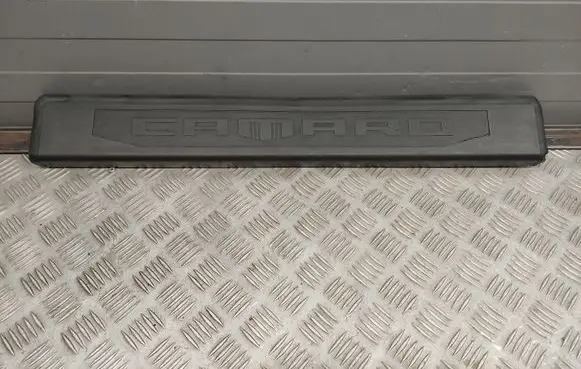 Chevrolet Camaro Front sill trim cover 26291