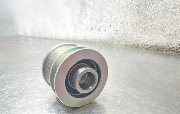 Opel Insignia A Alternator pulley 563945 535020410 6002247720