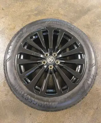 Toyota Highlander XU70 R20 alloy rim
