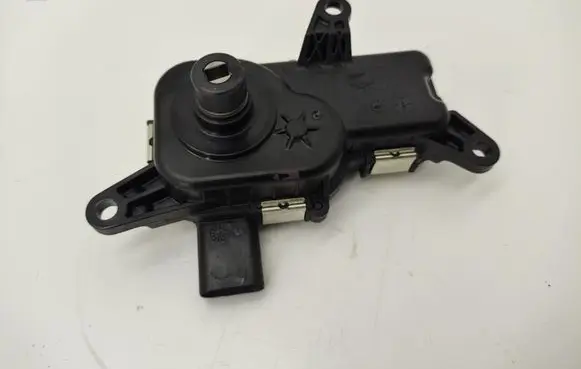 Dodge Challenger Intake manifold valve actuator/motor 05038529AB