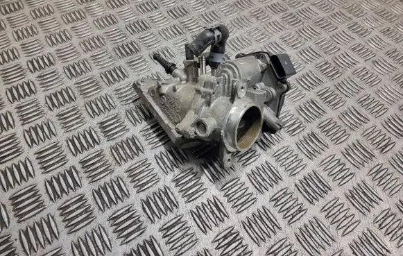 Audi A4 S4 B8 8K Throttle valve 04L128063P 04L123637B 04L128059K
