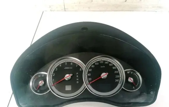 Subaru Legacy Speedometer (instrument cluster) FS0257 FS-0257