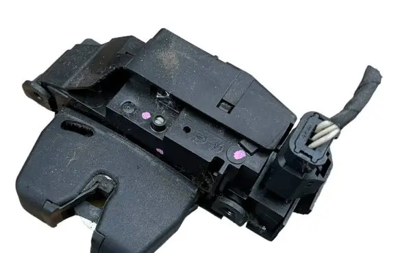 Citroen C4 Cactus Tailgate/trunk/boot lock/catch/latch 9804762080