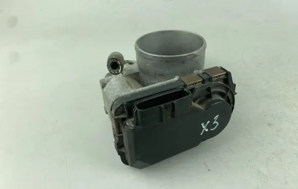 Subaru Forester SF Throttle valve 16112AA010