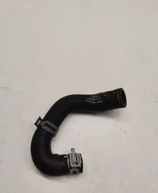 Mercedes-Benz C W205 Engine coolant pipe/hose 7536400