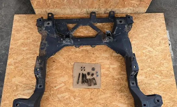 Mercedes-Benz A W168 Front subframe
