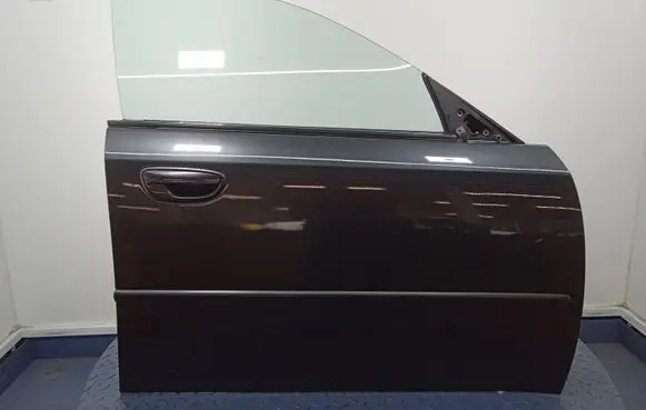 Subaru Legacy Front door