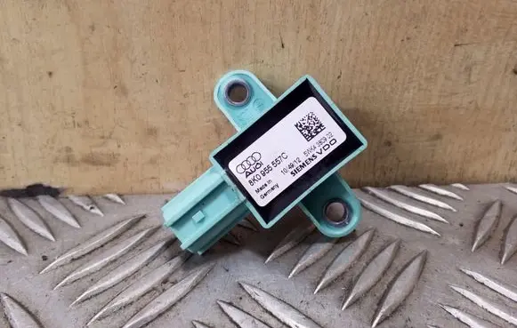 Audi A5 Sportback 8TA Airbag deployment crash/impact sensor 8K0955557C 5WK4380902