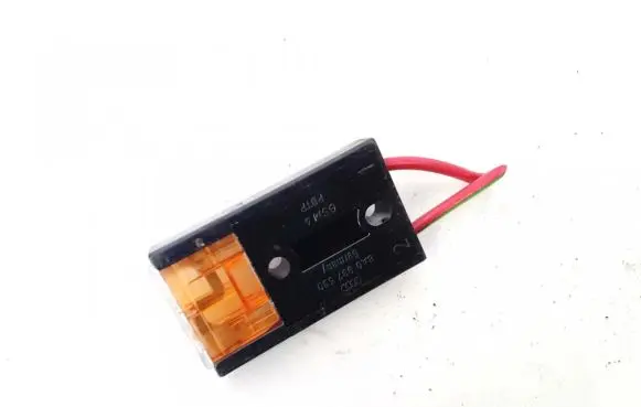 Audi A6 S6 C5 4B Fuse 8a0937530
