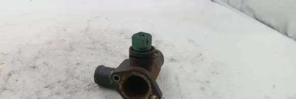 Audi A4 S4 B5 8D Engine coolant pipe/hose 028127134