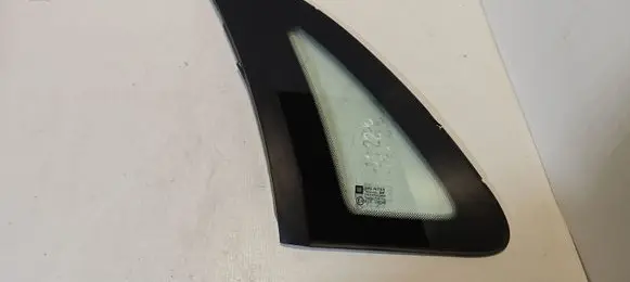 Opel Corsa C Rear door window glass 43R00048