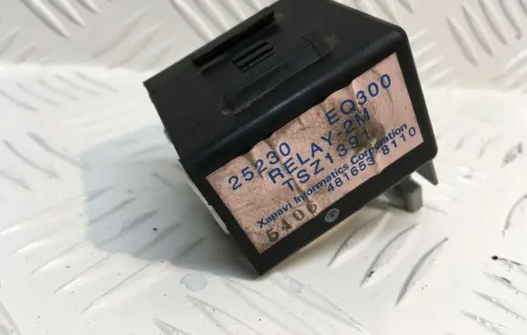 Nissan X-Trail T30 Other relay 25230EQ300