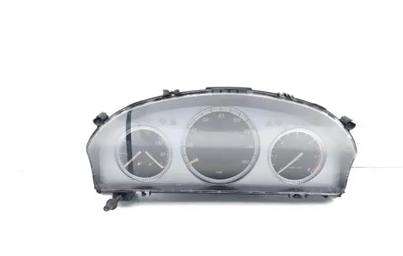 Mercedes-Benz C W204 Speedometer (instrument cluster) A2045406548 A2044422621 A2044422821