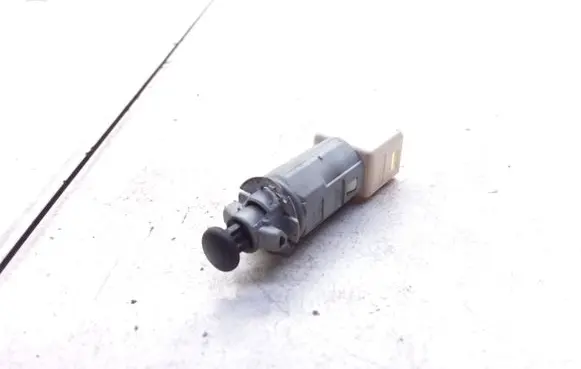 Mitsubishi Colt Brake pedal sensor switch MR977584