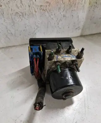 Renault Espace - Grand espace IV ABS Pump 8200808145 10096014443