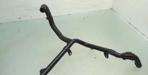 Skoda Octavia Mk2 (1Z) Engine coolant pipe/hose 038121065CS
