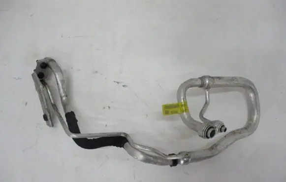 Jeep Grand Cherokee Air conditioning (A/C) pipe/hose 68217214AD