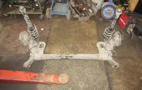 Peugeot 108 Rear axle beam with reductor KRIS235789