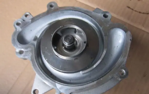 Mercedes-Benz CLK C207 A207 Water pump