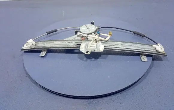 Honda Civic Front door window regulator with motor 