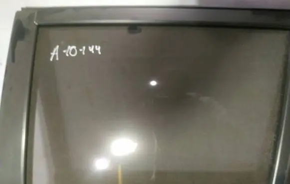 Suzuki Grand Vitara II Rear door window glass