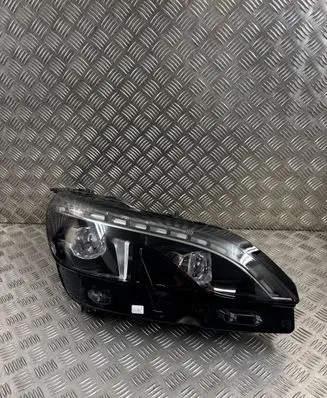Peugeot 3008 II Headlight/headlamp 9837759280