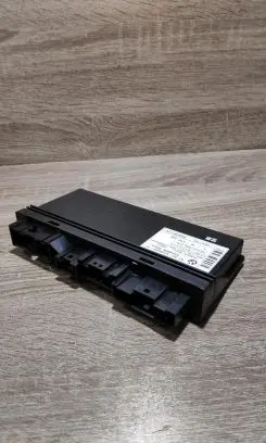 BMW 5 E60 E61 Comfort/convenience module 916883301 5wk49111c