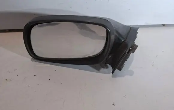 Front door electric wing mirror